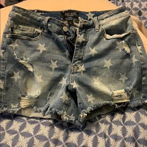 NWOT Judy Blue star shorts